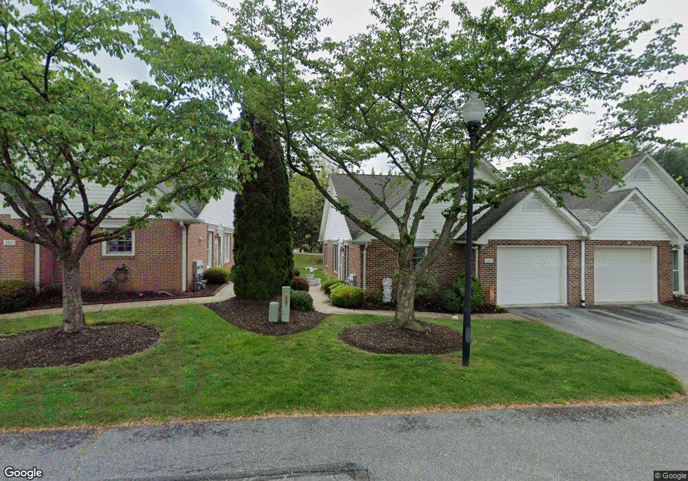 3329 Kensington Square, Manchester, MD 21102 - photo 1
