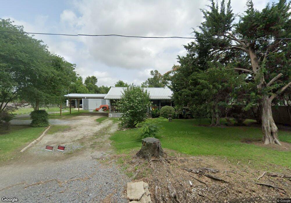 223 E Hebert Rd, Lake Charles, LA 70607 - photo 1