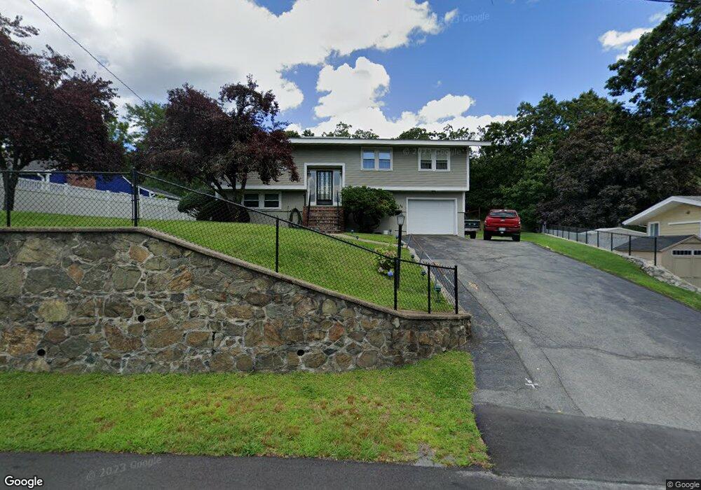 46 Houghton St, Woburn, MA 01801 - photo 1