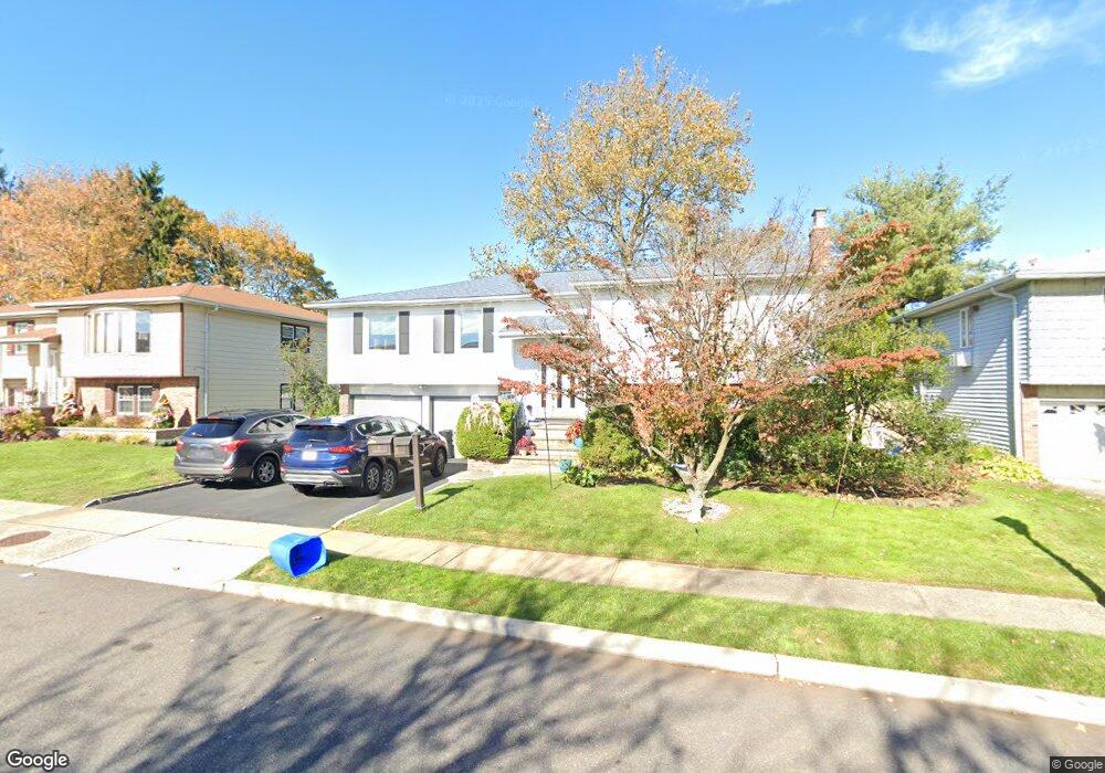 6 Broadfield Place, Glen Cove, NY 11542 - photo 1