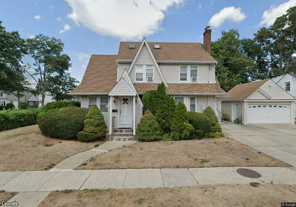 1 Allen St, Lynbrook, NY 11563 - photo 1