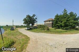 1897 Mockingbird Rd, Hiawatha, KS 66434