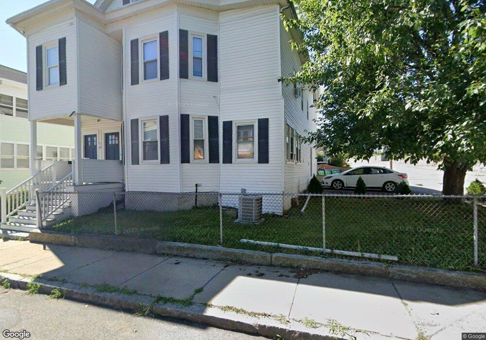252 Shaw St unit 2  1, Lowell, MA 01851 - photo 1