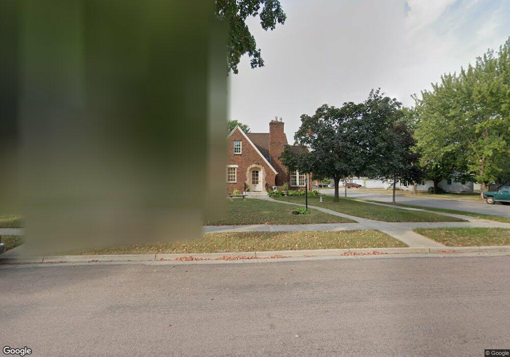 127 N Franklin St, New Ulm, MN 56073 - photo 1