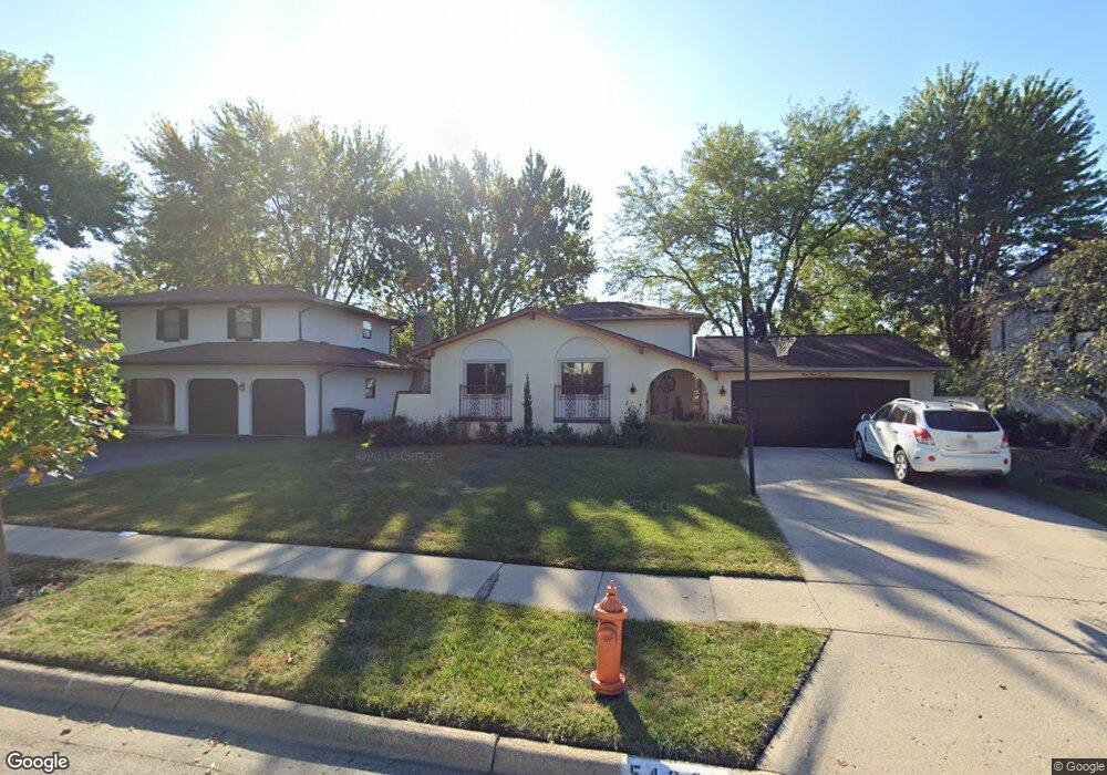 5466 Cedarbush Rd, Columbus, OH 43229 - photo 1