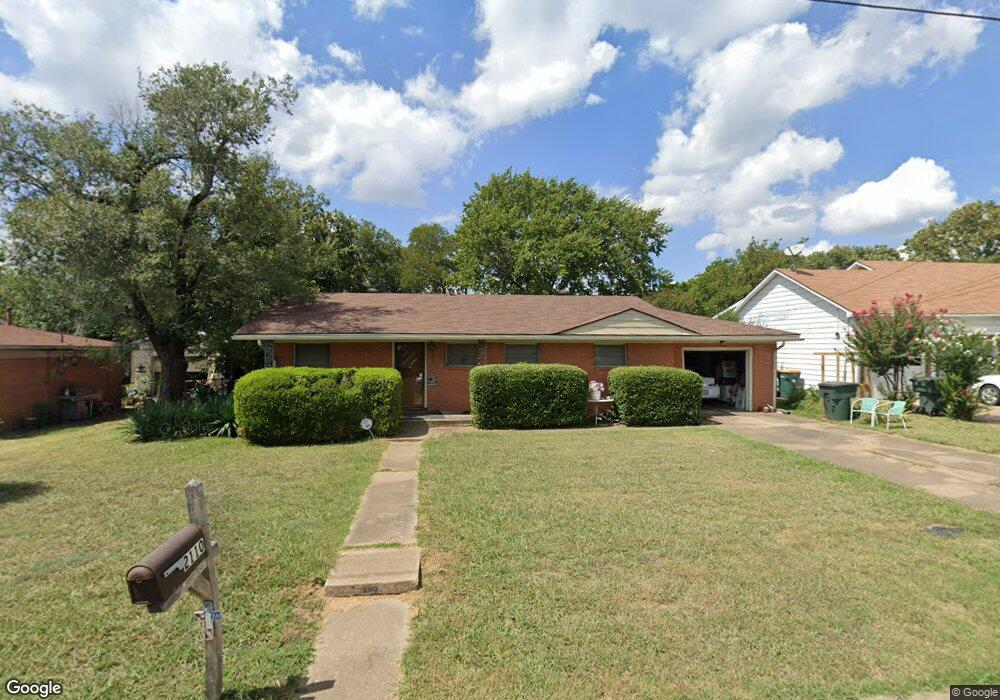 2110 Loy St, Sherman, TX 75090 - photo 1