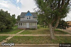 113 3rd St N, Richardton, ND 58652