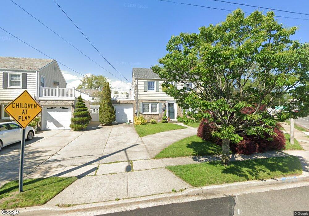 201 Sydney Ave, Malverne, NY 11565 - photo 1