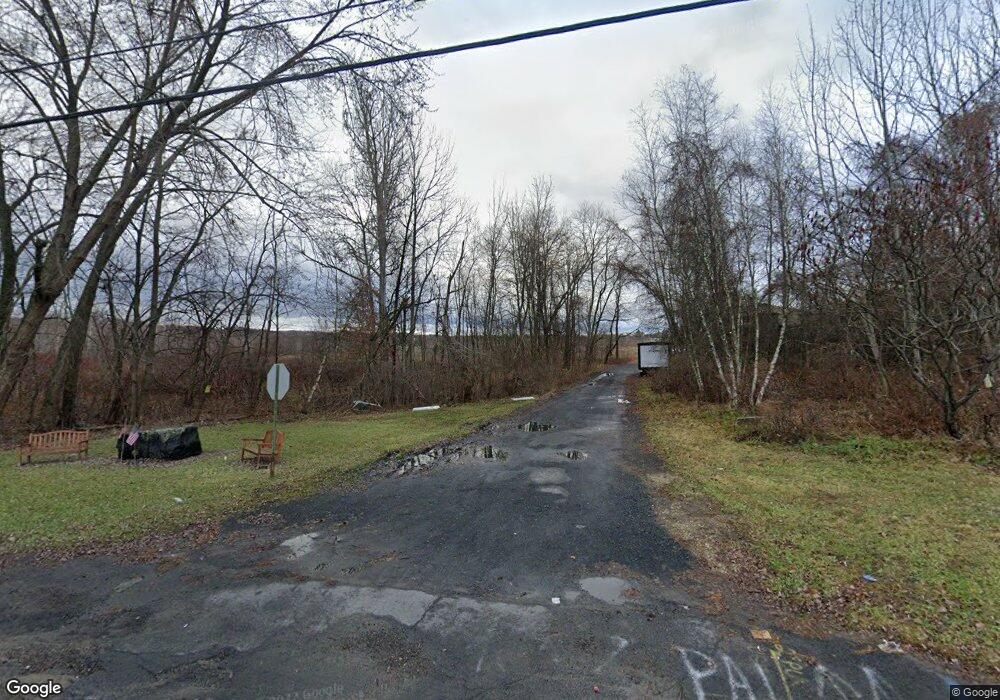 418 1st St, Taylor, PA 18517 - photo 1