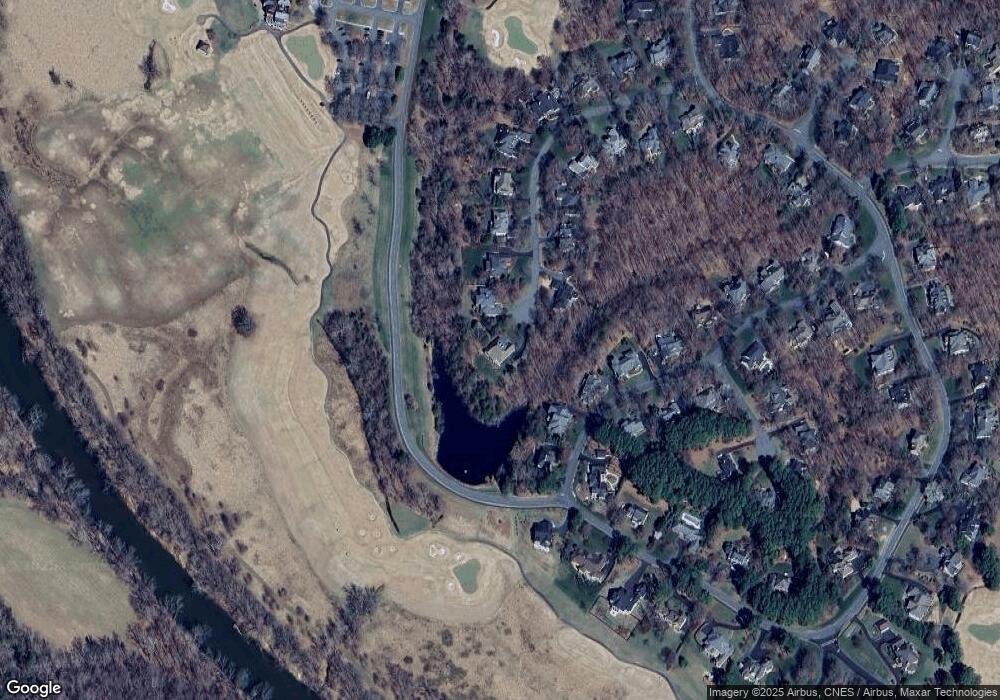 3201 Heathcote Ln unit M 10, Keswick, VA 22947 - photo 1