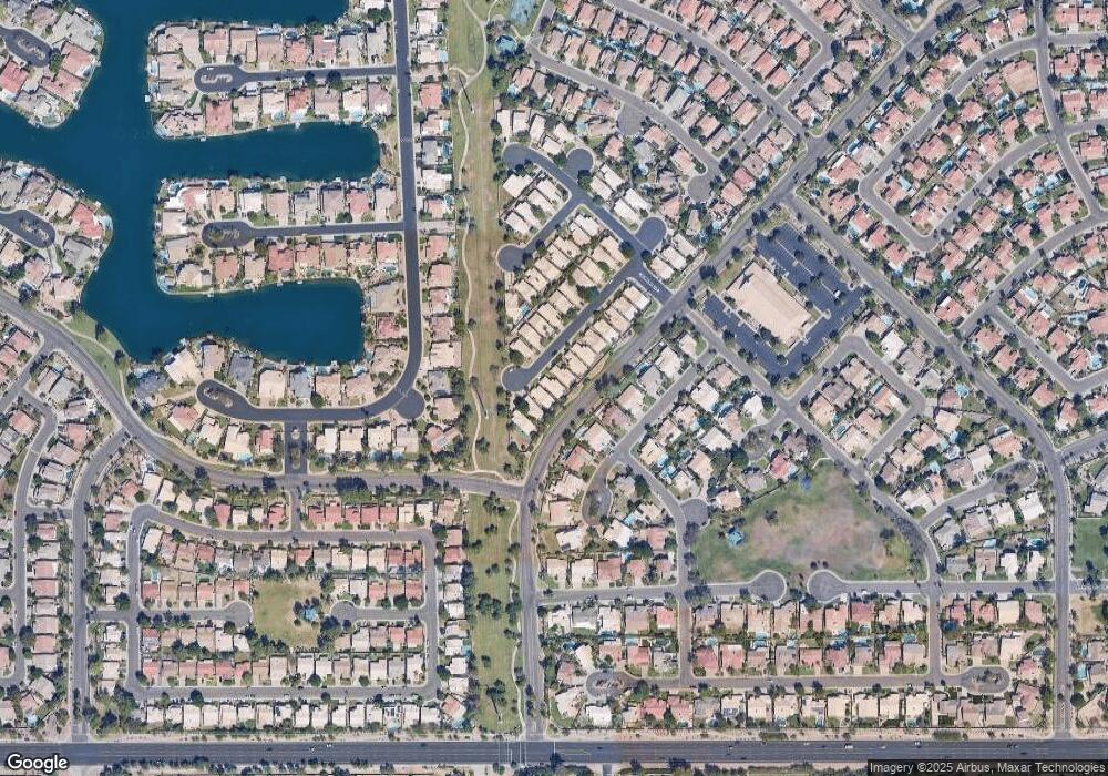 2039 E Huron Ct, Gilbert, AZ 85234 - photo 1