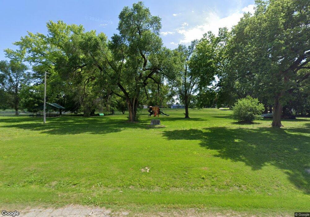 213 E Railroad St, Topeka, KS 66615 - photo 1