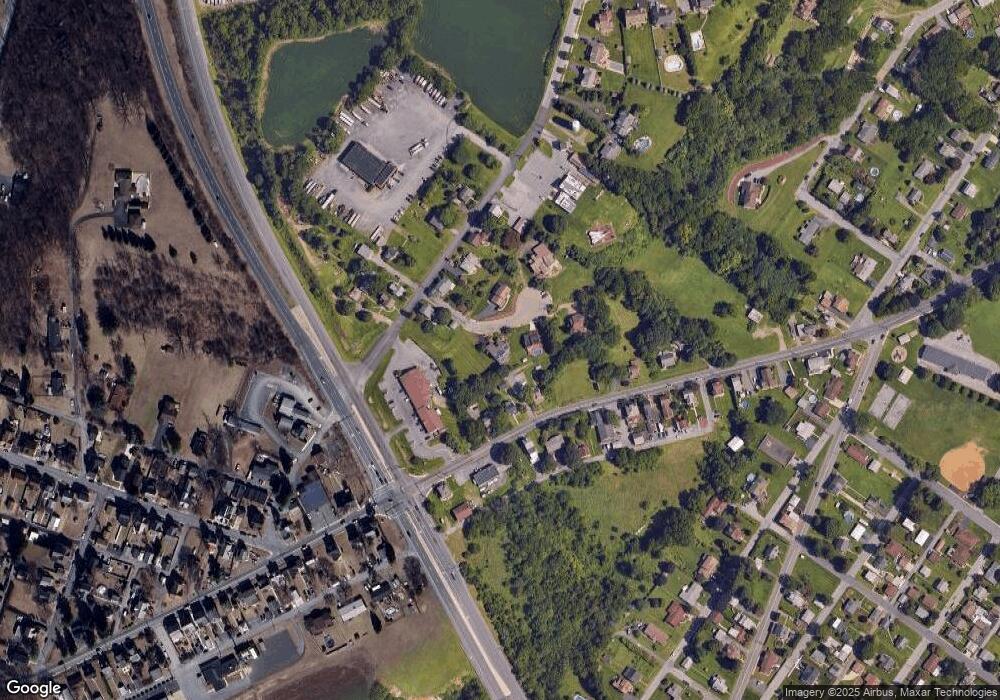 5210 Suncrest Cir, Whitehall, PA 18052 - photo 1