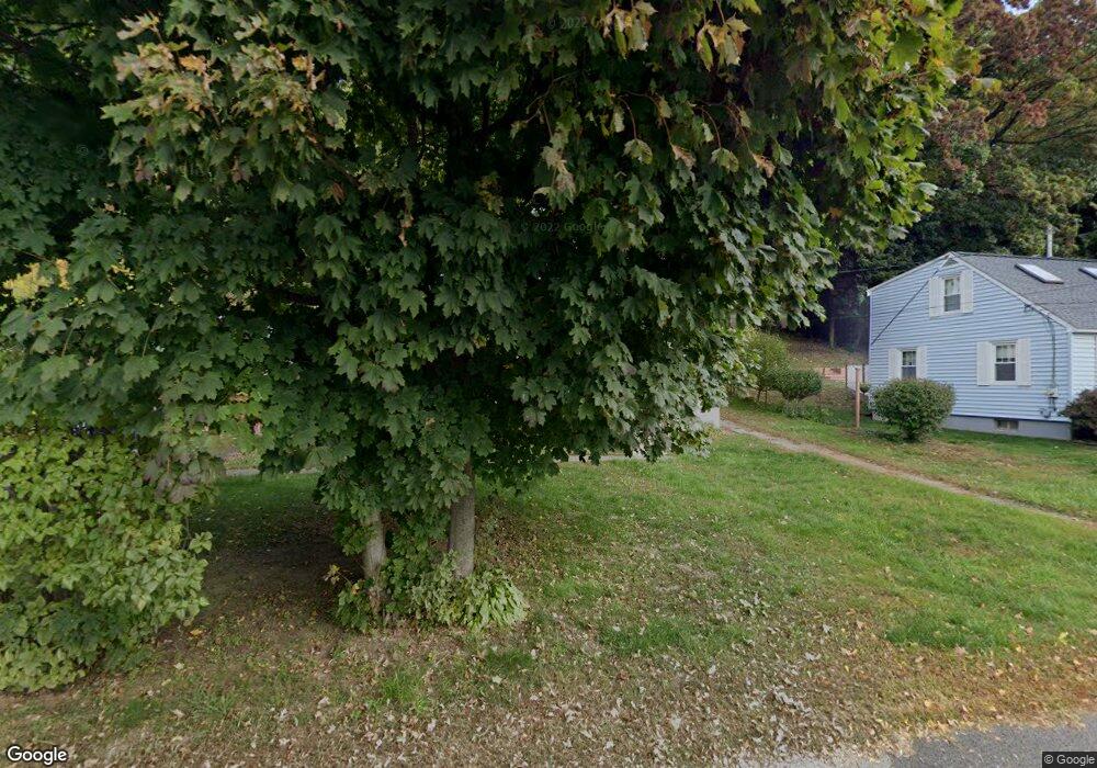 69 Cottage Rd, Manchester, NH 03103 - photo 1