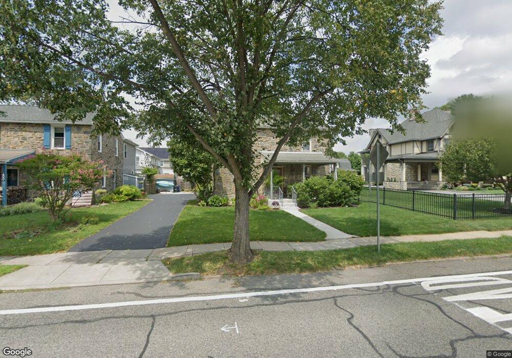 202 E Manoa Rd, Havertown, PA 19083 - photo 1