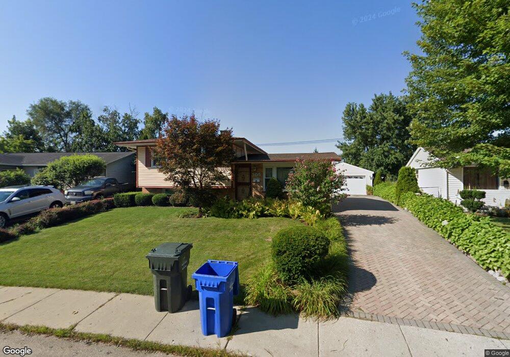 305 Amarillo Dr, Carpentersville, IL 60110 - photo 1