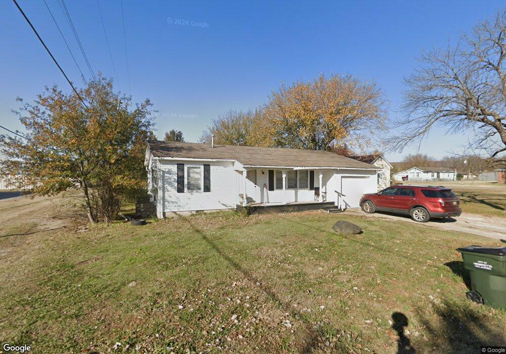107 N 13th St, Henryetta, OK 74437 - photo 1