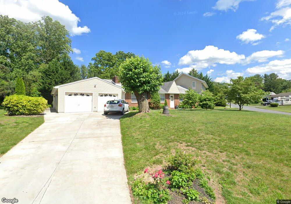 2109 Hampshire Dr, Fallston, MD 21047 - photo 1