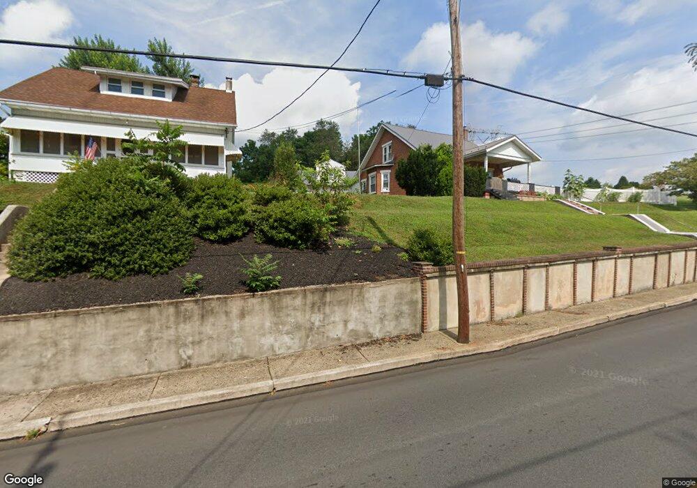 1889 N Main St, Bechtelsville, PA 19505 - photo 1