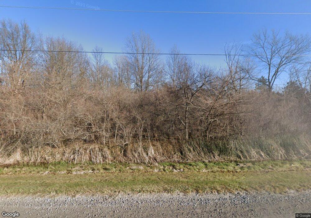 12166 Burns Rd, Carleton, MI 48117 - photo 1