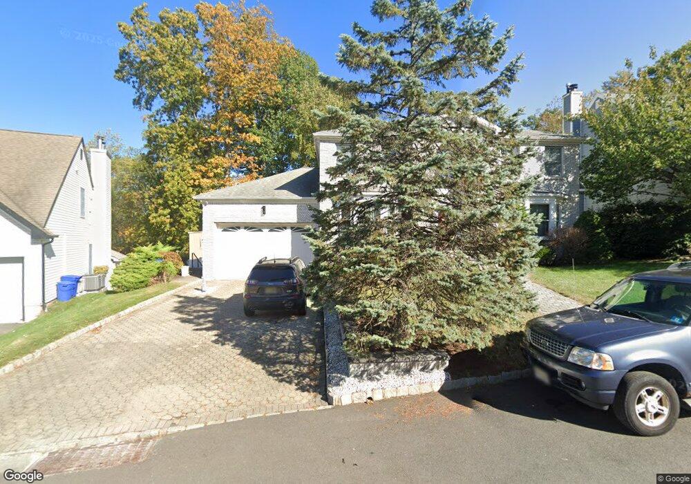 9 Trails End Ct, Westfield, NJ 07090 - photo 1