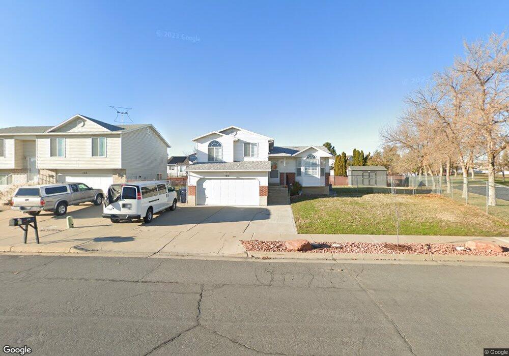 90 W 1425 N, Layton, UT 84041 - photo 1