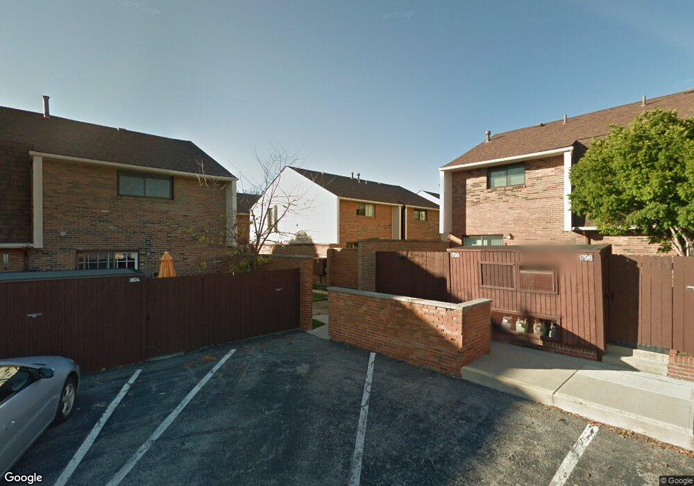 1802 Willoway Cir S unit 29, Columbus, OH 43220 - photo 1