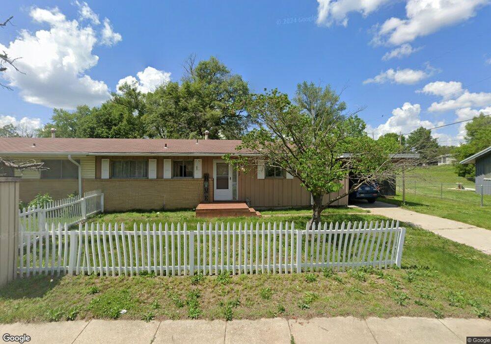 6912 SW Towerview Ln, Topeka, KS 66619 - photo 1