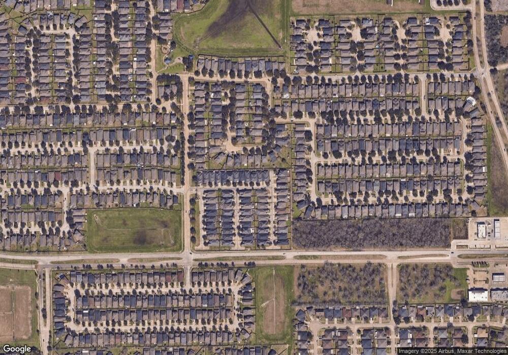 9043 Fuqua Villas Ln, Houston, TX 77075 - photo 1