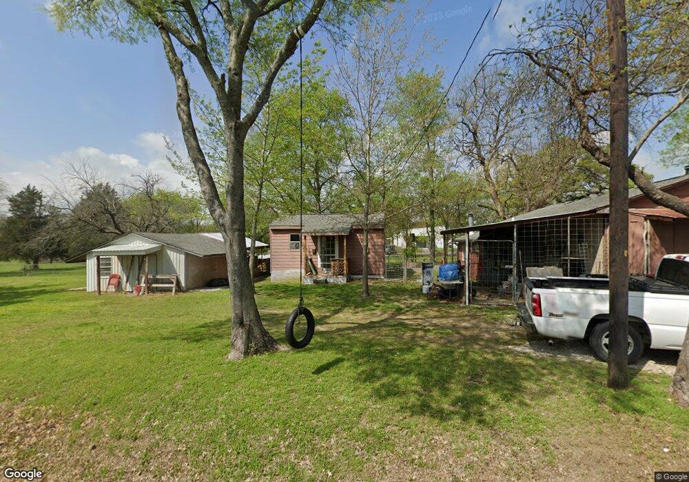 221 S 2nd St, Bonham, TX 75418 - photo 1