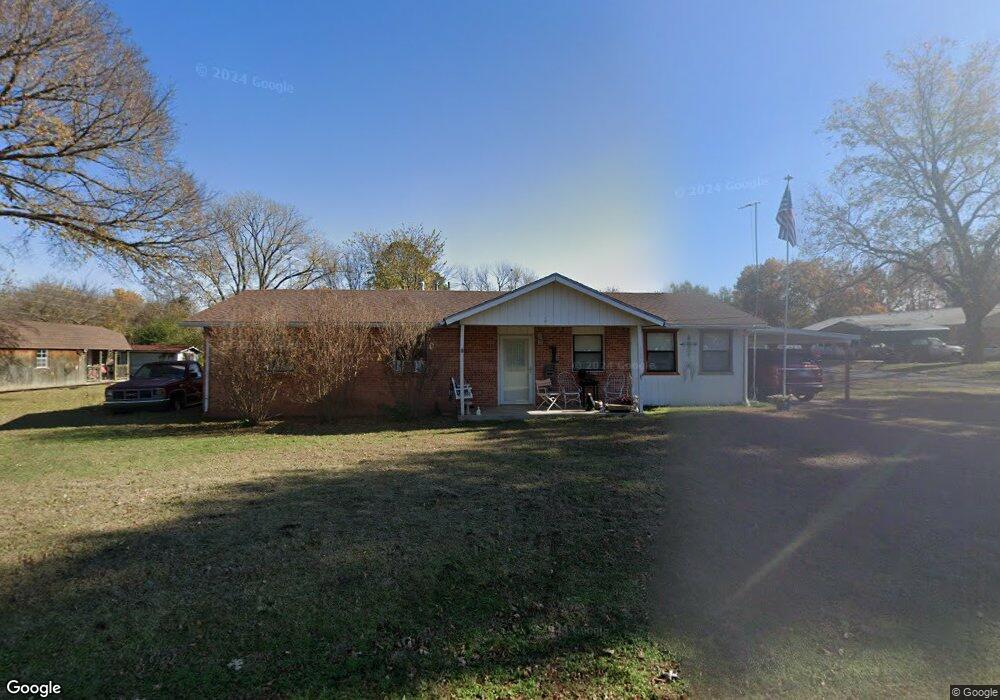 612 W Jefferson St, Henryetta, OK 74437 - photo 1