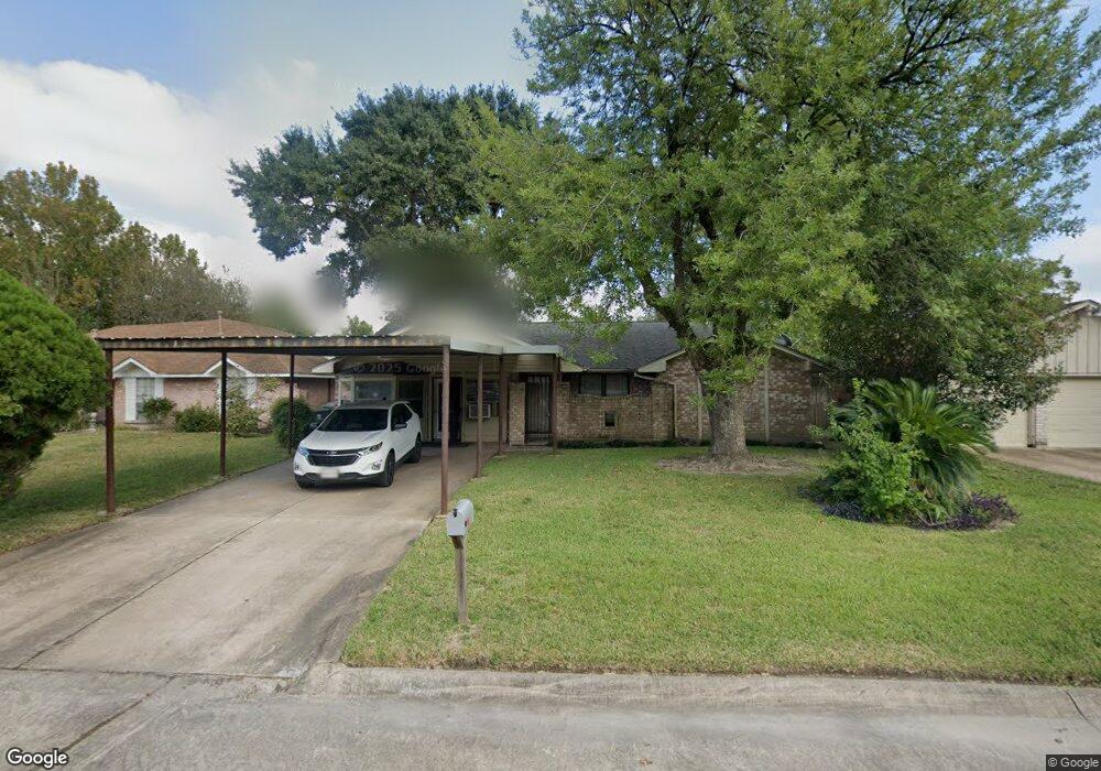 8822 Creeping Vine Ln, Houston, TX 77088 - photo 1