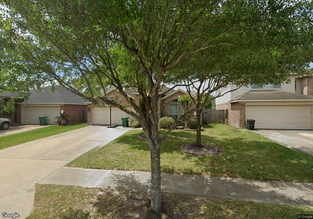 31719 Royal Woods Ct, Conroe, TX 77385 - photo 1