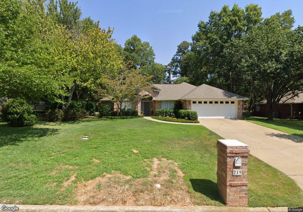 219 Oakview Dr, Nacogdoches, TX 75965 - photo 1
