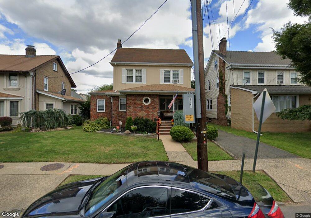 833 Magie Ave unit 37, Elizabeth, NJ 07208 - photo 1