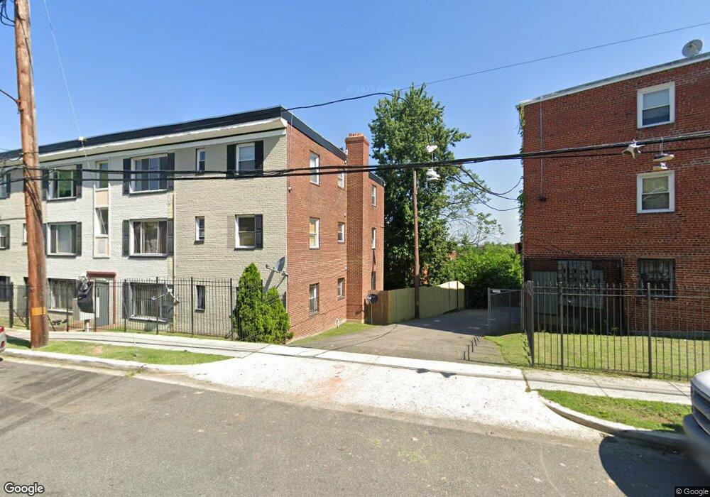 927 52nd St NE unit 3, Washington, DC 20019 - photo 1