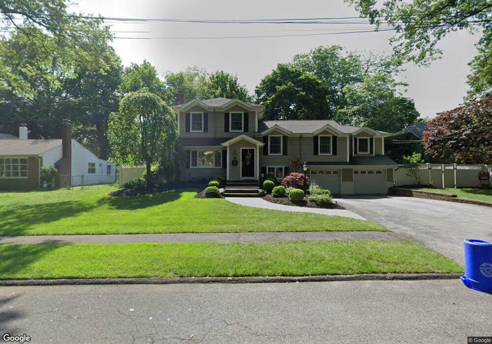 24 Pearl Rd, Closter, NJ 07624 - photo 1