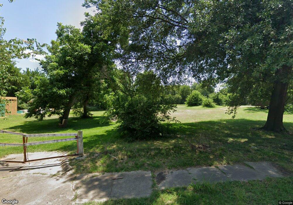 410 E 8th St unit 1 & 2, Bonham, TX 75418 - photo 1