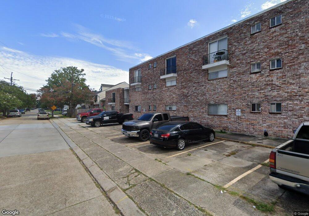 8 Metairie Ct, Metairie, LA 70001 - photo 1