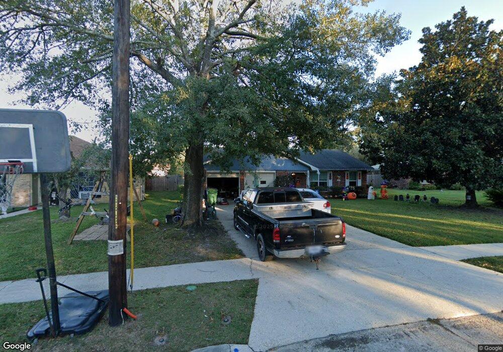 1004 Belvedere Dr, Slidell, LA 70458 - photo 1