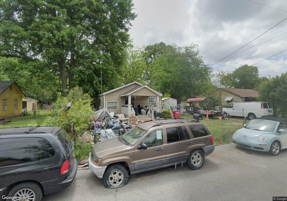 542 Lynmore Ave, Macon, GA 31206 - photo 1