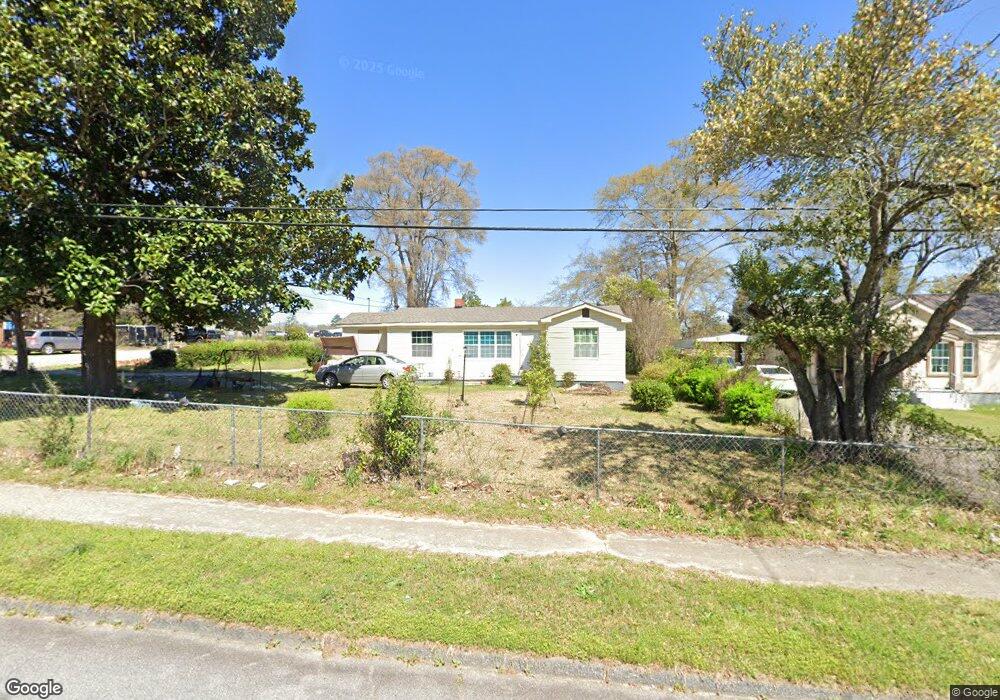 320 Robins Dr, Warner Robins, GA 31088 - photo 1