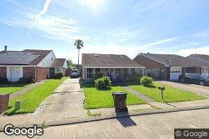 15 Petit Bayou Ln, New Orleans, LA 70129