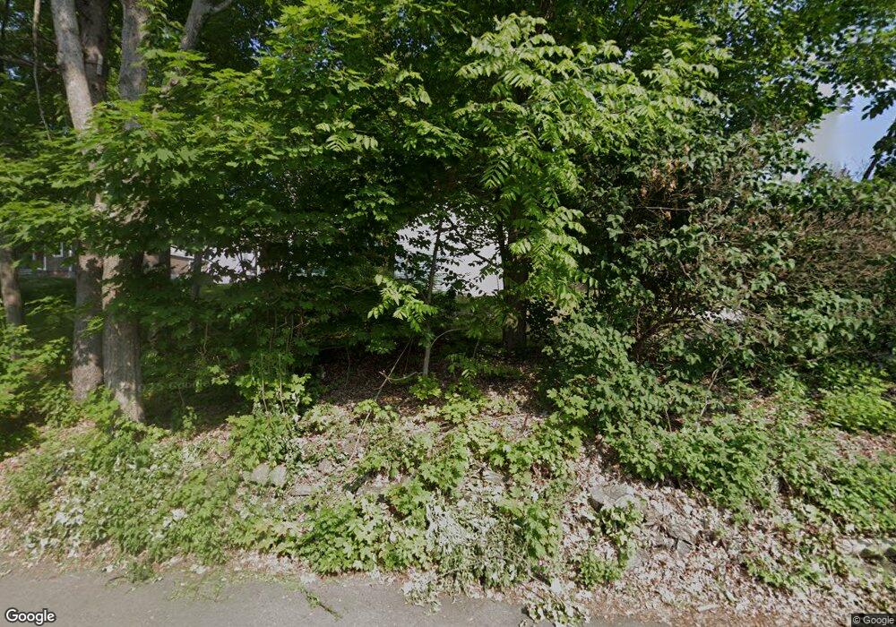 22 Lenox Rd unit 1, Derry, NH 03038 - photo 1