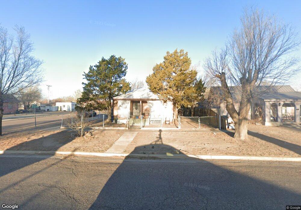 802 N Lelia St, Guymon, OK 73942 - photo 1