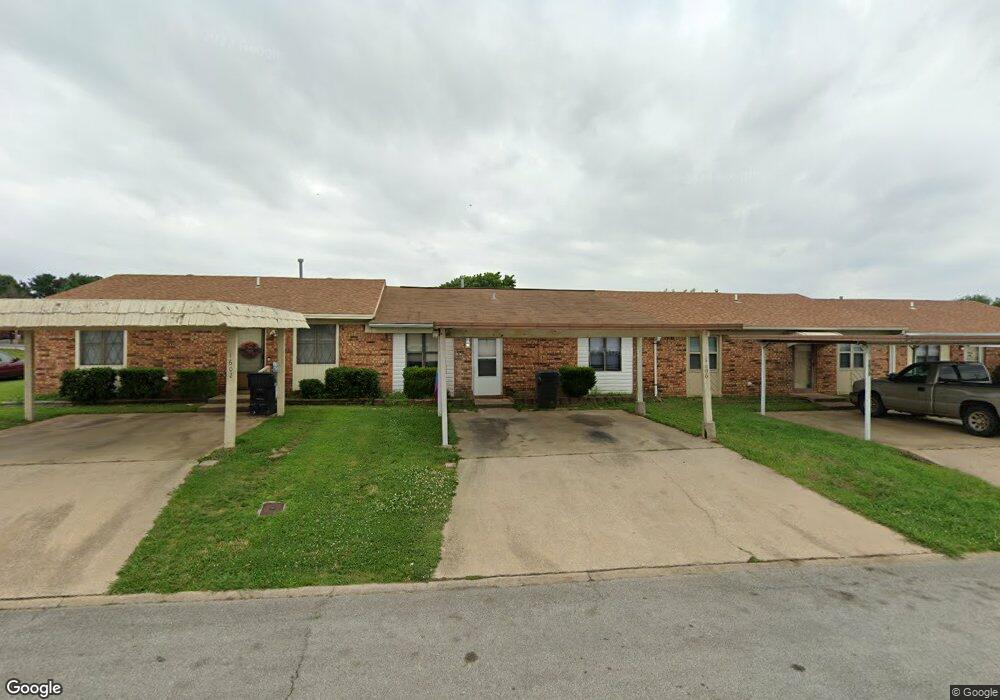 1606 N Cedar Loop, Ardmore, OK 73401 - photo 1