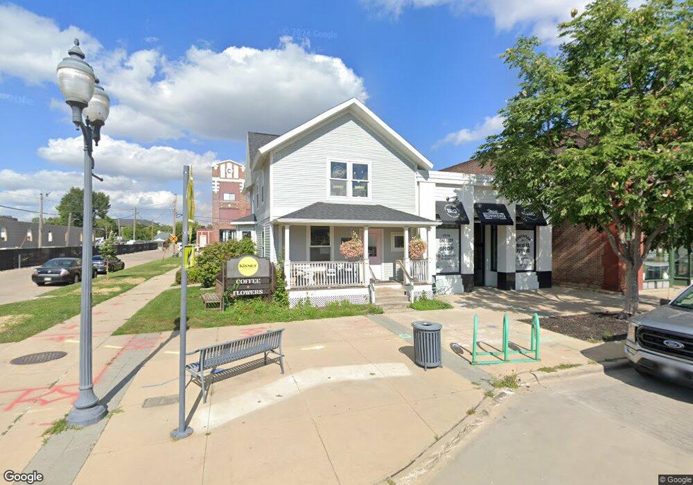 1000 3rd St SE, Cedar Rapids, IA 52401 - photo 1