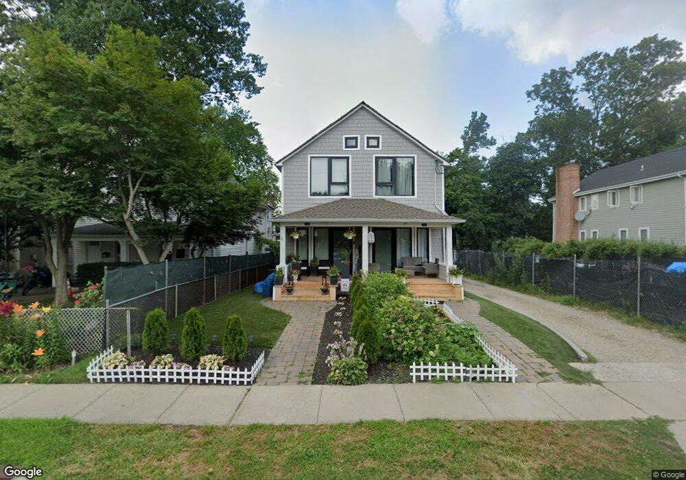 39 North Rd, Great Neck, NY 11024 - photo 1