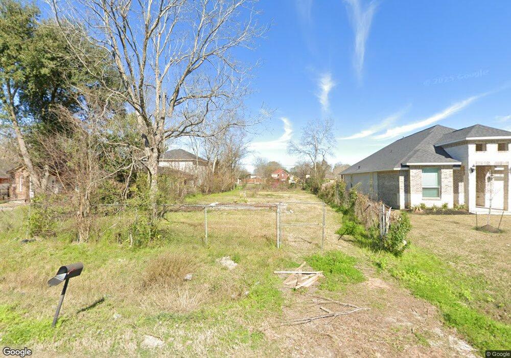 8331 Wayfarer Ln, Houston, TX 77075 - photo 1