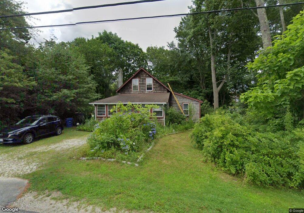 8 Chapel Rd, Mattapoisett, MA 02739 - photo 1